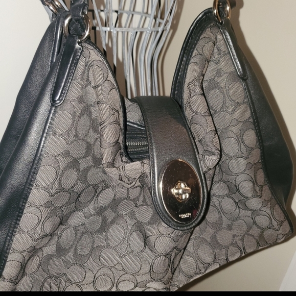 Large Coach bag - Picture 1 of 7